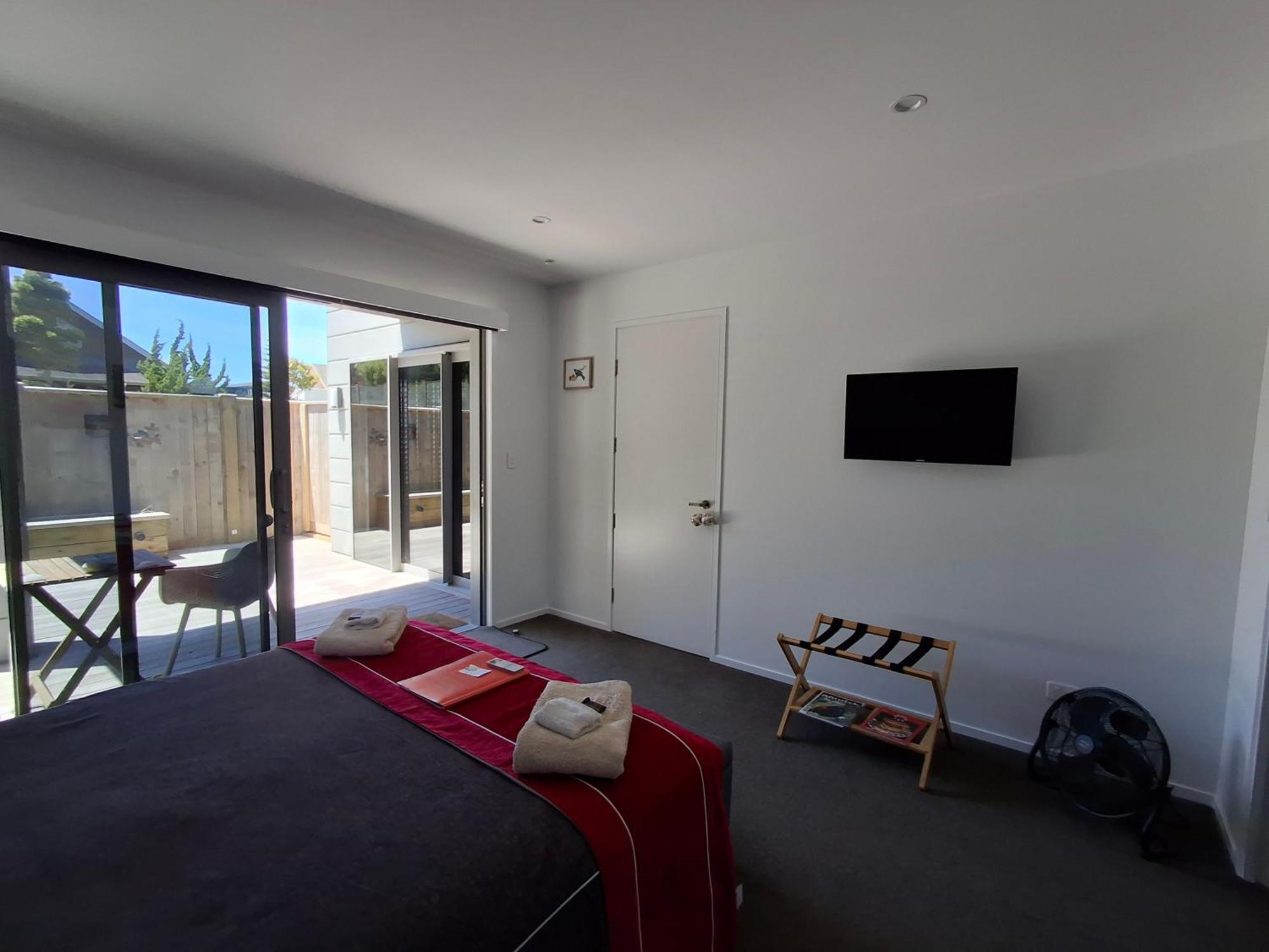 Papamoa Beach, Pohutukawa Deluxe Studio, On Hugoway Экстерьер фото